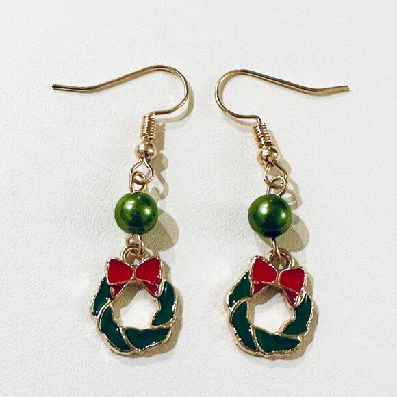 5 Pairs Assorted Christmas Earrings - Picture 2 of 6